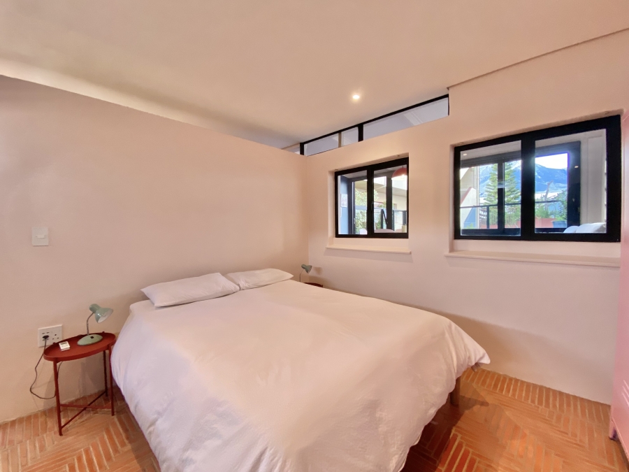 To Let 1 Bedroom Property for Rent in Tamboerskloof Western Cape